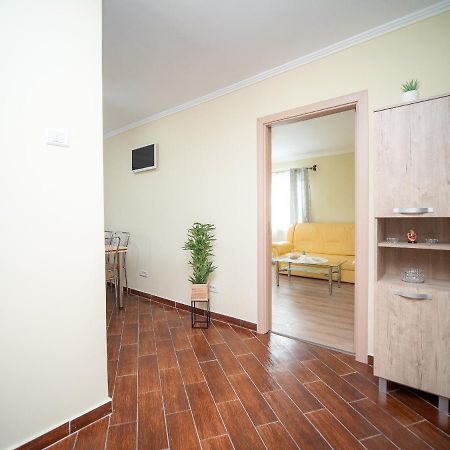 L&R Modern Apartment Otelu Rosu Dış mekan fotoğraf